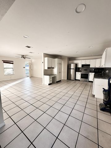 410 SW Kentwood Road, Port St. Lucie, Port St Lucie, FL 34953