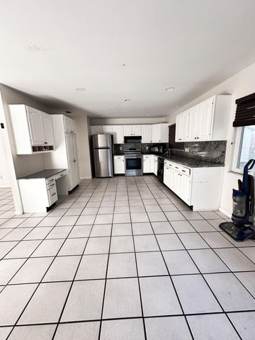 410 SW Kentwood Road, Port St. Lucie, Port St Lucie, FL 34953