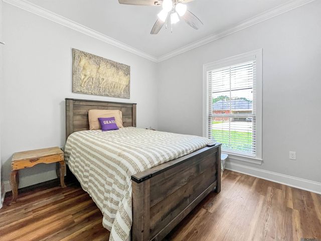195 St Louis St, Denham Springs, LA 70726