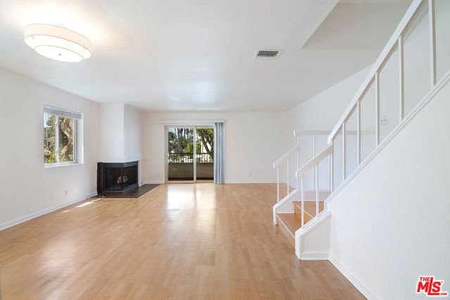 901 5th Street A, Santa Monica, CA 90403