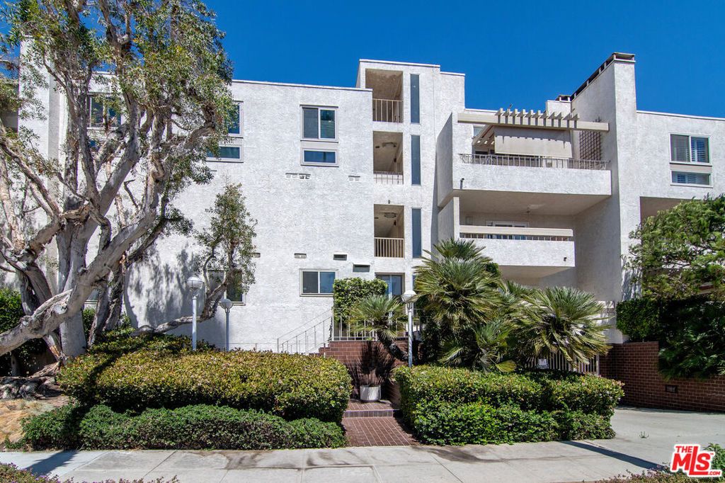 901 5th Street A, Santa Monica, CA 90403