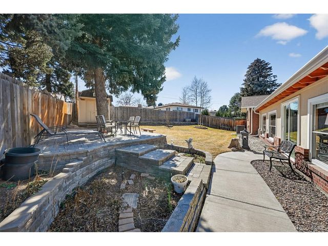 90 Ammons St, Lakewood, CO 80226