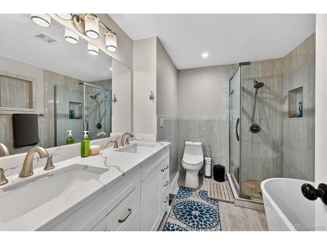 90 Ammons St, Lakewood, CO 80226