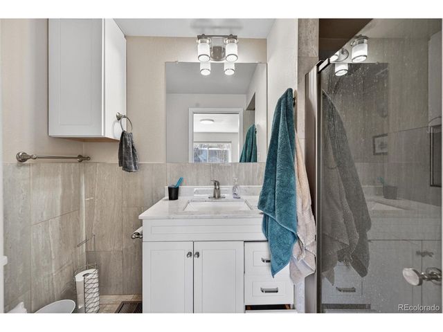 90 Ammons St, Lakewood, CO 80226