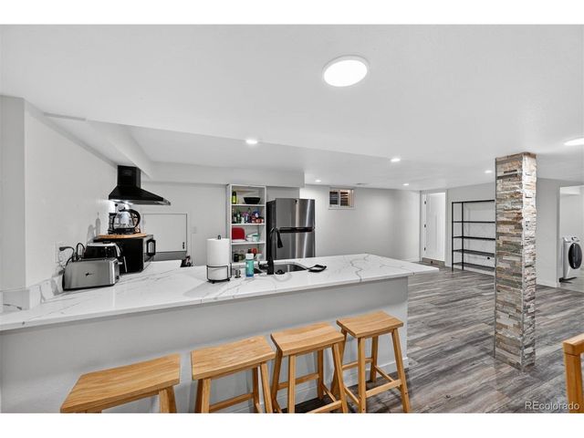 90 Ammons St, Lakewood, CO 80226