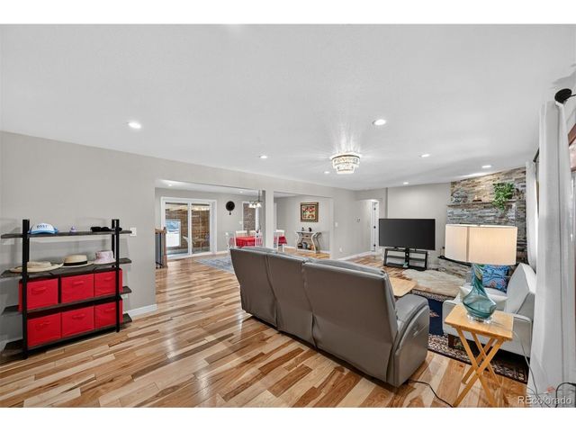 90 Ammons St, Lakewood, CO 80226