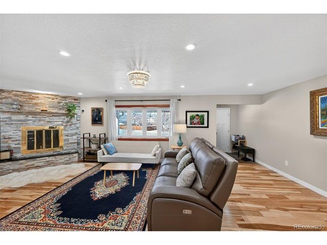 90 Ammons St, Lakewood, CO 80226