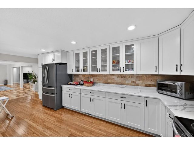 90 Ammons St, Lakewood, CO 80226