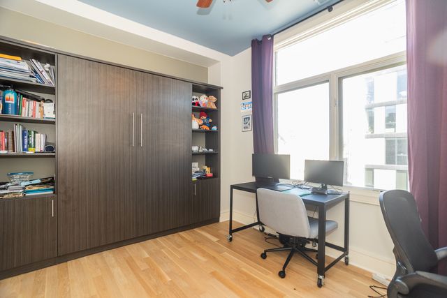 711 W GRAND Avenue 402, Chicago, IL 60654