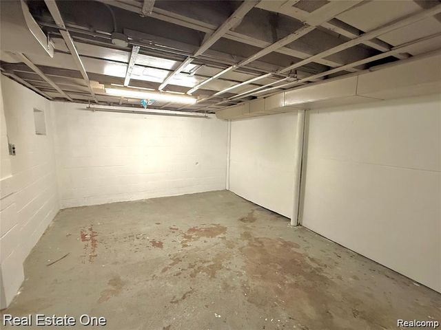 5444 Kenilworth Street, Dearborn, MI 48126
