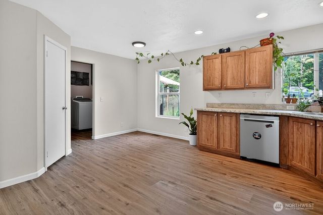 30 Sandstone Place, Port Angeles, WA 98362