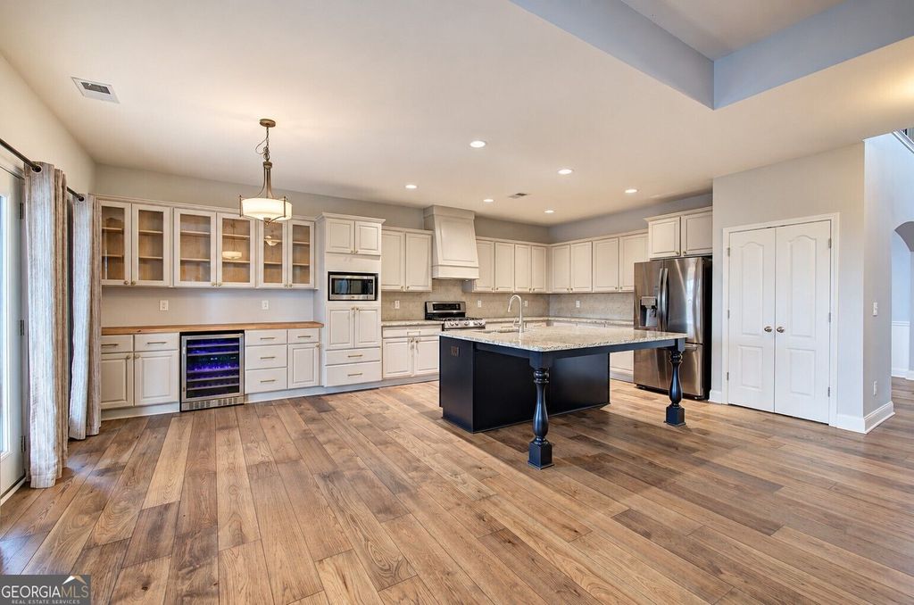 246 Eagle Rock Drive, Acworth, GA 30101 — photo 2