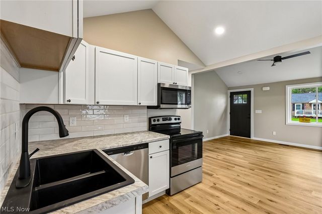 38849 Adkins Road, Willoughby, OH 44094