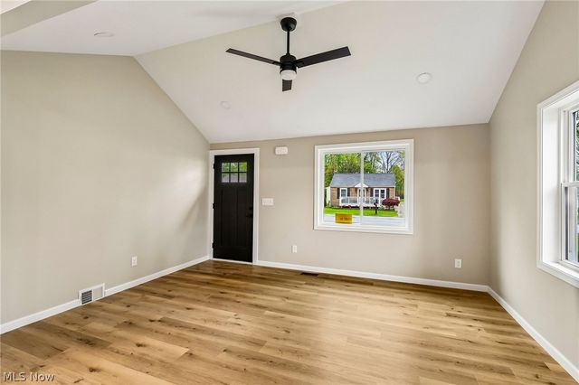 38849 Adkins Road, Willoughby, OH 44094