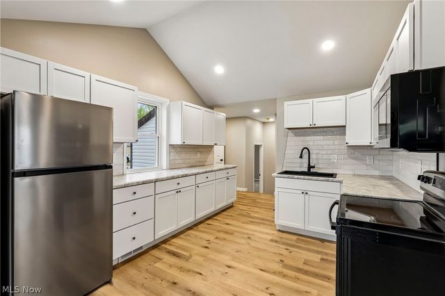 38849 Adkins Road, Willoughby, OH 44094