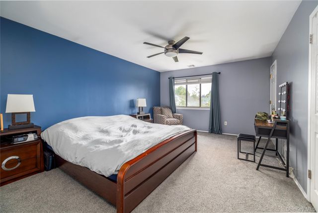 1790 Front Street 26, East Meadow, NY 11554