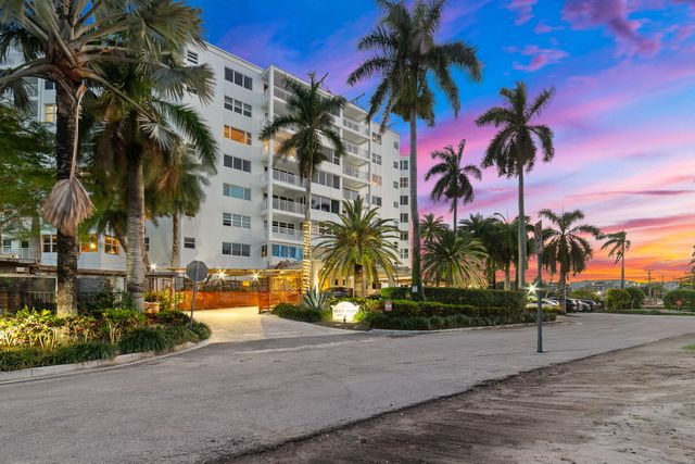 1000 Lowry Street Unit 6h, Delray Beach, FL 33483