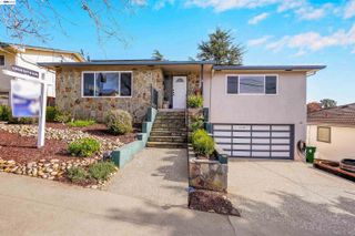18286 Center St, Castro Valley, CA 94546