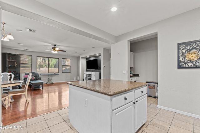 21420 E ROUNDUP Way, Queen Creek, AZ 85142