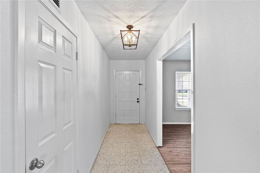 726 Meadowbrook Dr, Corpus Christi, TX 78412 — photo 5