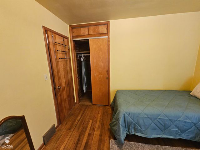 519 Moore Street, Owosso, MI 48867