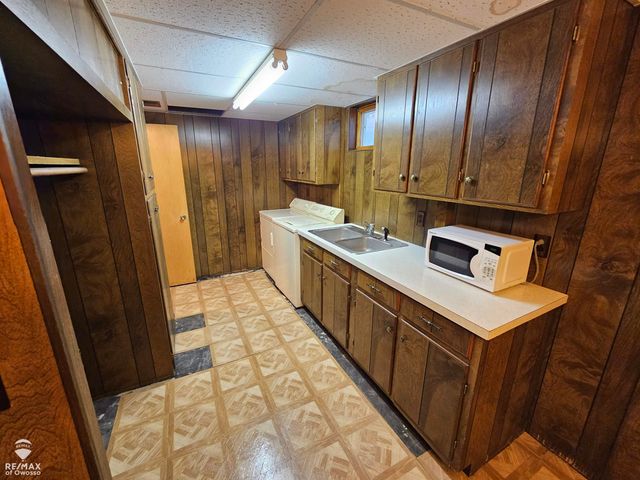 519 Moore Street, Owosso, MI 48867