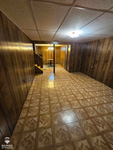 519 Moore Street, Owosso, MI 48867
