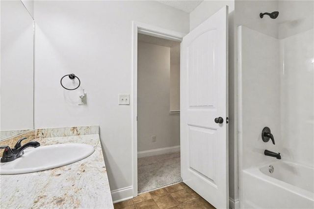 914 Patricia Court, Hoschton, GA 30548