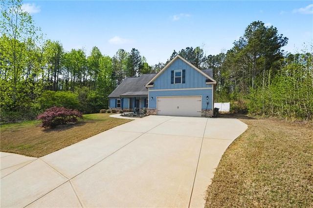 914 Patricia Court, Hoschton, GA 30548