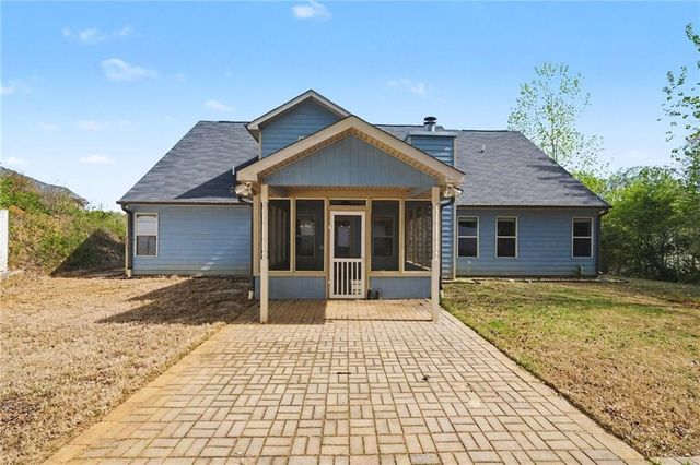 914 Patricia Court, Hoschton, GA 30548