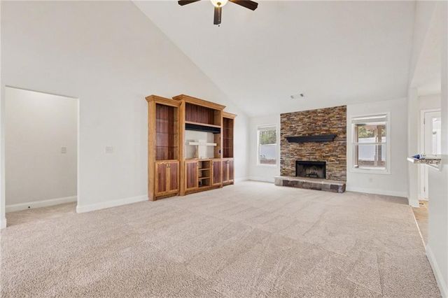 914 Patricia Court, Hoschton, GA 30548