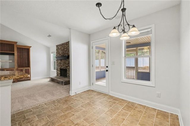 914 Patricia Court, Hoschton, GA 30548