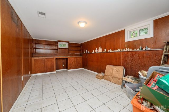 197 W 26th Street W, Bayonne, NJ 07002