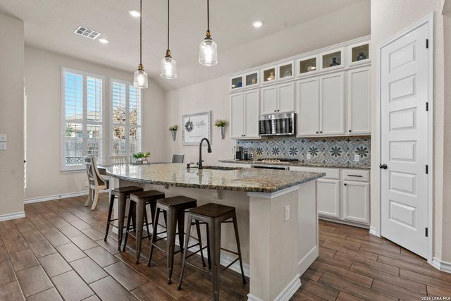 12211 Cowgirl, San Antonio, TX 78254