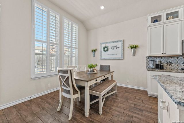 12211 Cowgirl, San Antonio, TX 78254