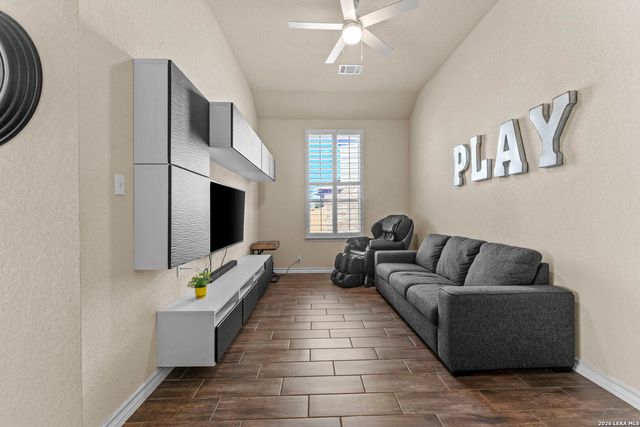 12211 Cowgirl, San Antonio, TX 78254