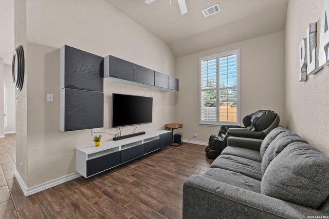 12211 Cowgirl, San Antonio, TX 78254