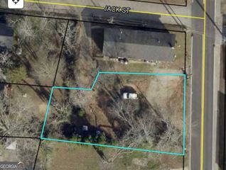 561 N 6th Street, Griffin, GA 30223