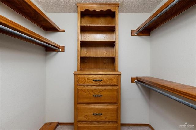 1818 Meadow View Drive, Mission, TX 78572