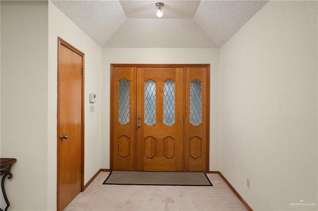 1818 Meadow View Drive, Mission, TX 78572