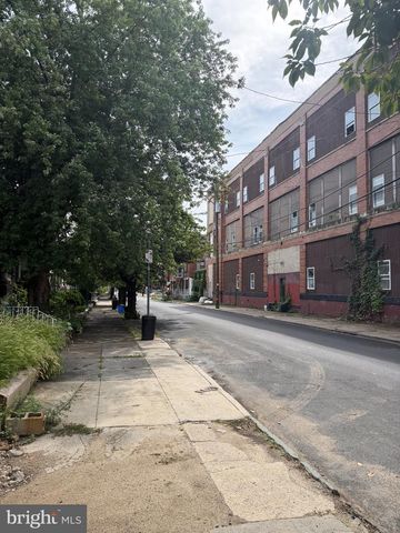 2233 W ONTARIO ST, Philadelphia, PA 19140