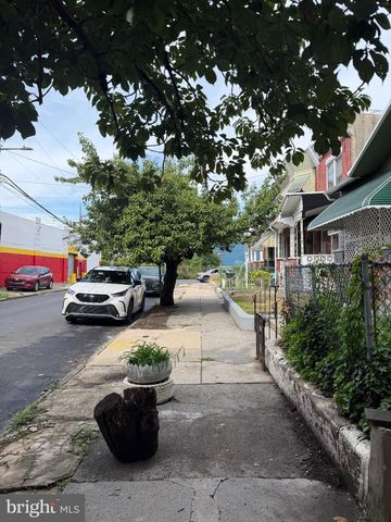 2233 W ONTARIO ST, Philadelphia, PA 19140