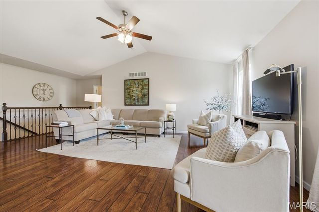 146 Boardwalk Gardens Drive, O'fallon, MO 63368