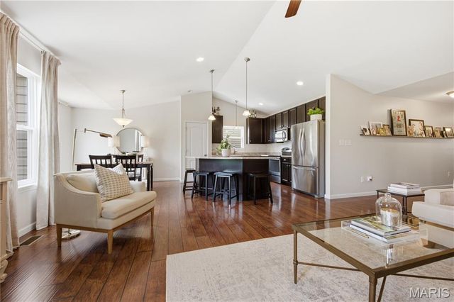 146 Boardwalk Gardens Drive, O'fallon, MO 63368
