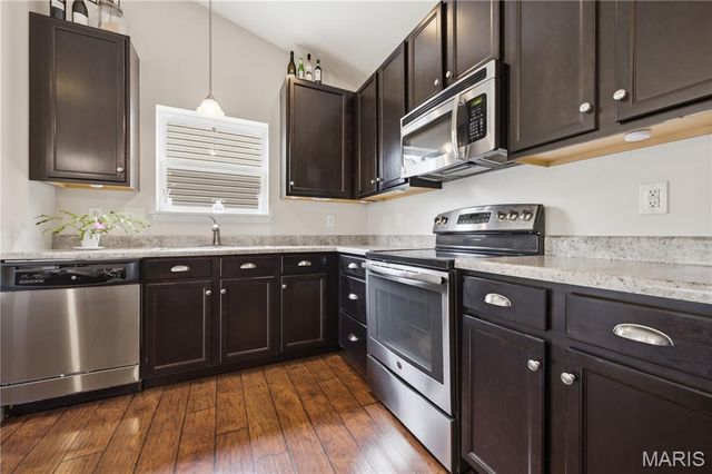 146 Boardwalk Gardens Drive, O'fallon, MO 63368