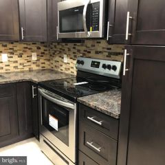 711 YARDLEY COMMONS, Yardley, PA 19067