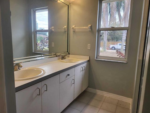 349 SE Fallon Drive, Port St. Lucie, Port St Lucie, FL 34983