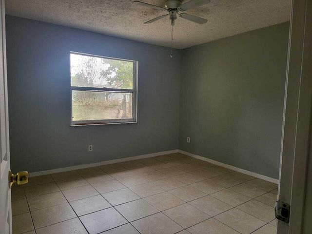 349 SE Fallon Drive, Port St. Lucie, Port St Lucie, FL 34983