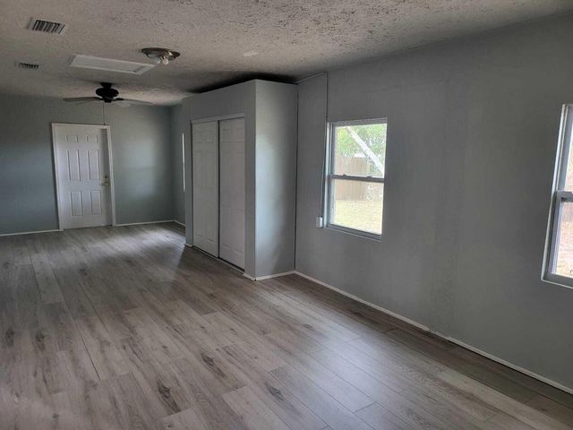 349 SE Fallon Drive, Port St. Lucie, Port St Lucie, FL 34983