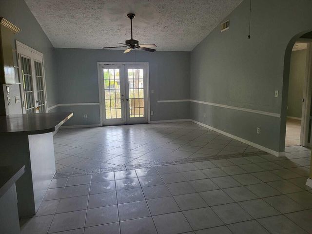349 SE Fallon Drive, Port St. Lucie, Port St Lucie, FL 34983